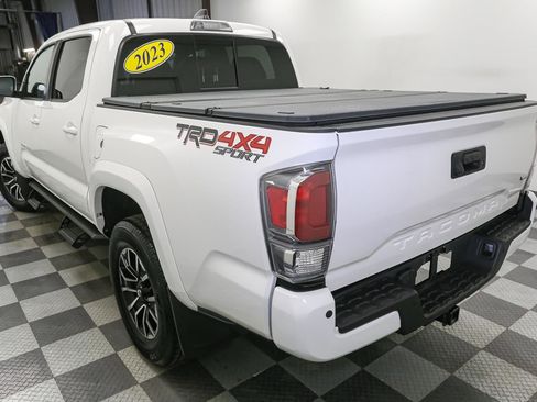 Certified 2023 Toyota Tacoma TRD Sport image 9