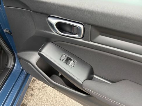 Certified 2025 Honda Civic Sport image 21