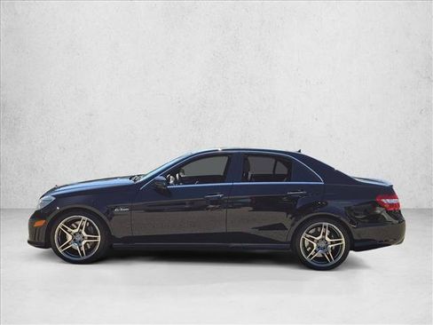 Used 2010 Mercedes-Benz E 63 AMG Sedan image 8