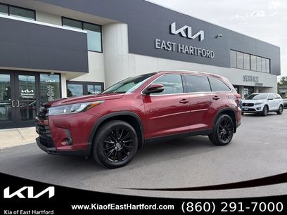 Used 2019 Toyota Highlander SE