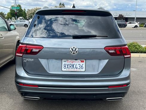 Used 2021 Volkswagen Tiguan SE R-Line FWD image 5