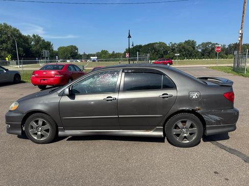 Used 2005 Toyota Corolla CE FWD image 8