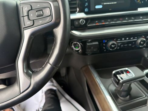 Used 2024 Chevrolet Silverado 1500 High Country w/ Midnight Edition AWD/4WD image 22