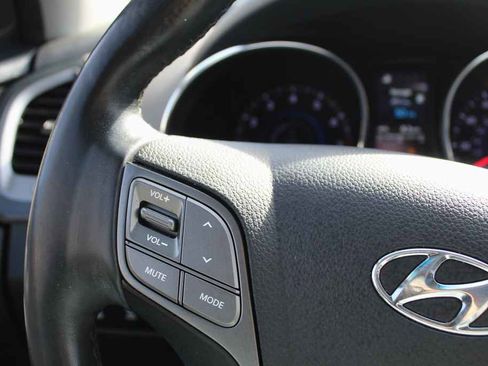 Used 2016 Hyundai Santa Fe Sport 2.0T w/ Option Group 05 image 17