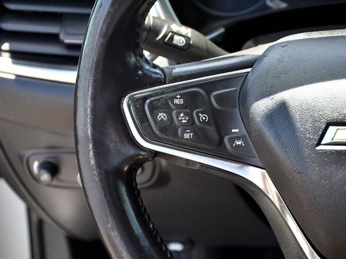 Used 2021 Chevrolet Equinox LT w/ Driver Convenience Package image 21