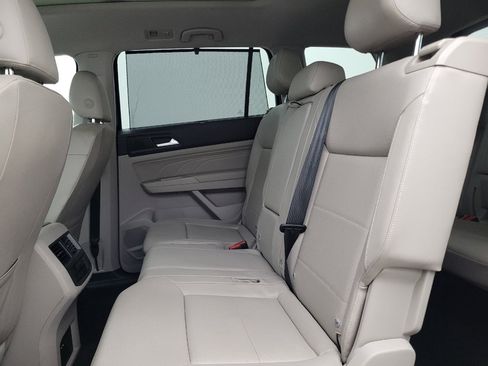 Used 2022 Volkswagen Atlas SE FWD image 18