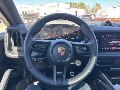 Used 2026 Porsche Cayenne GTS AWD/4WD image 20