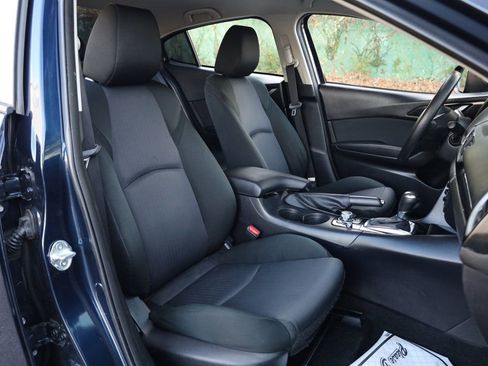 Used 2015 MAZDA MAZDA3 i Sport image 22
