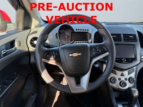 Used 2016 Chevrolet Sonic LT image 14