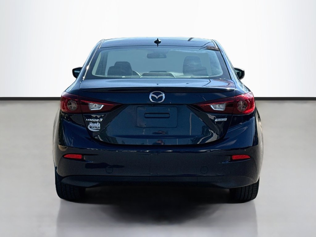 Used 2018 MAZDA MAZDA3 Touring FWD image 6