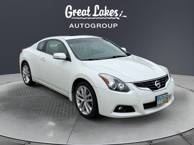 Used 2011 Nissan Altima 3.5 SR FWD image 7