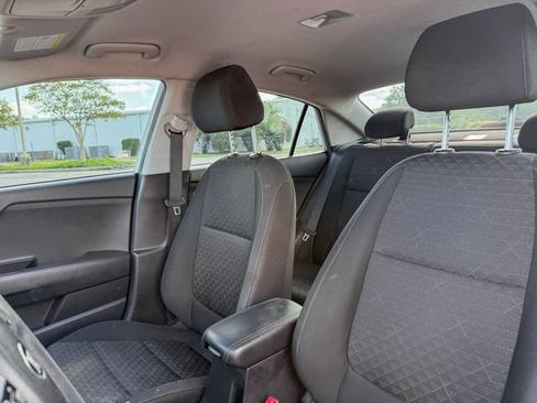 Used 2021 Kia Rio S FWD image 17