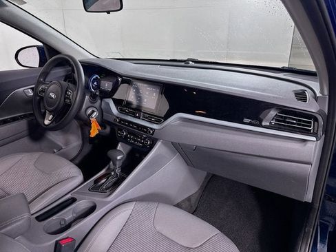 Certified 2021 Kia Niro LX image 26