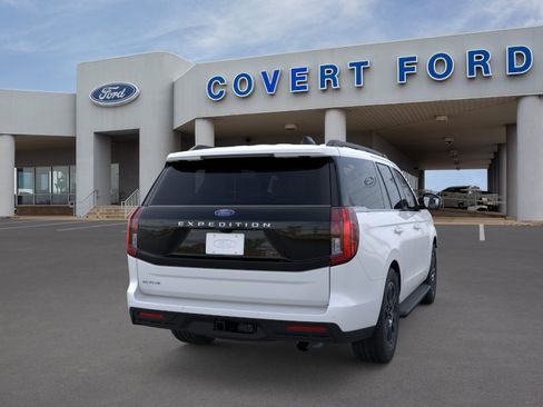 New 2026 Ford Expedition Active RWD image 8