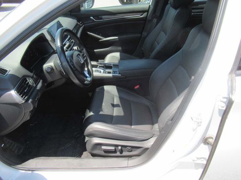 Used 2022 Honda Accord Sport image 14