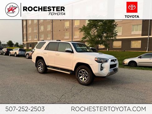 Used 2017 Toyota 4Runner TRD Off-Road Premium AWD/4WD image 1