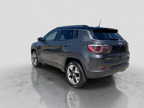 Used 2019 Jeep Compass Limited AWD/4WD image 5