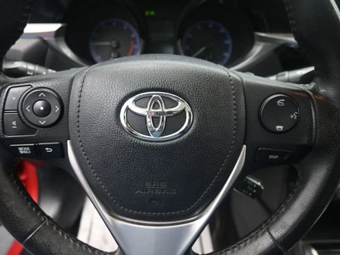 Used 2015 Toyota Corolla S Premium image 18