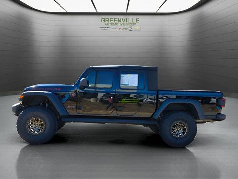 Used 2022 Jeep Gladiator Mojave w/ LED Lighting Group AWD/4WD image 4