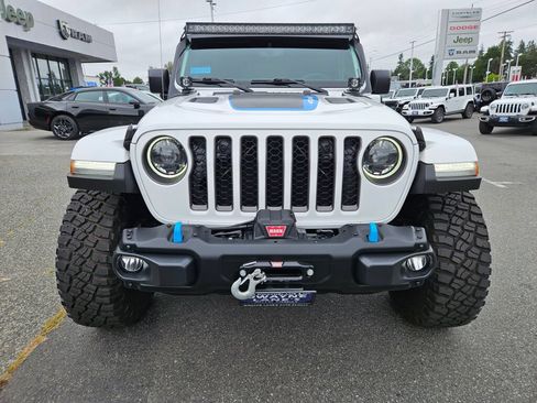 Used 2023 Jeep Wrangler Unlimited Rubicon 4xe AWD/4WD image 8