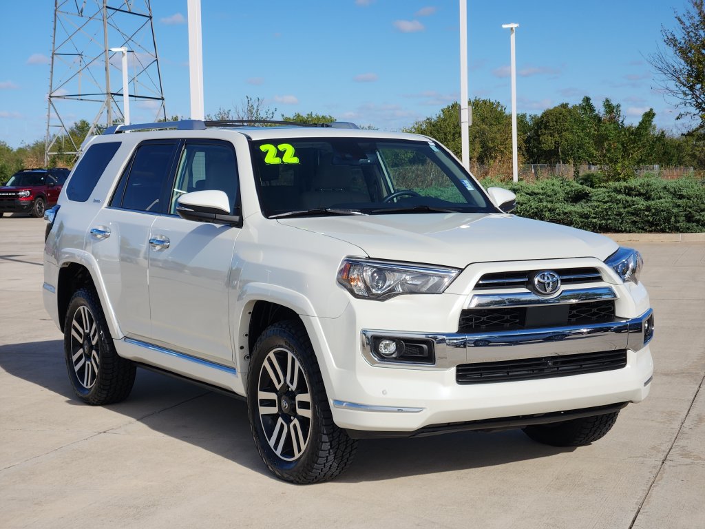 Certified 2022 Toyota 4Runner Limited AWD/4WD image 3