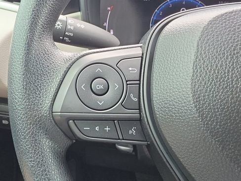 Used 2026 Toyota Corolla LE FWD image 19