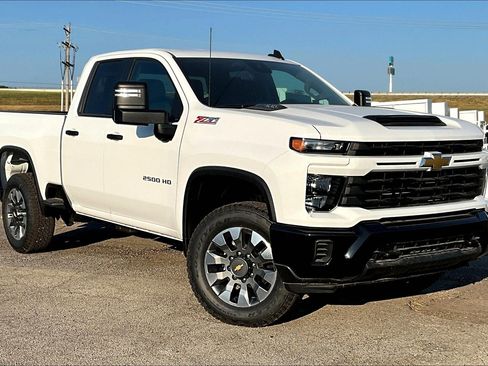 New 2025 Chevrolet Silverado 2500 Custom w/ Custom Convenience Package image 2