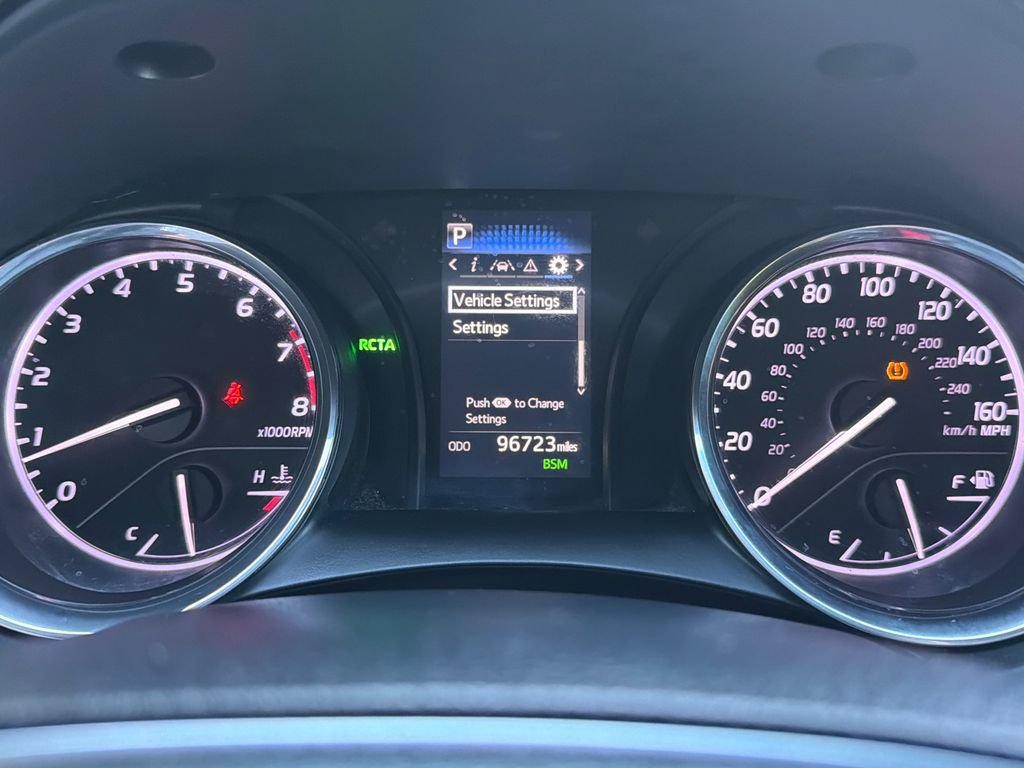 Used 2020 Toyota Camry LE w/ Convenience Package FWD image 26