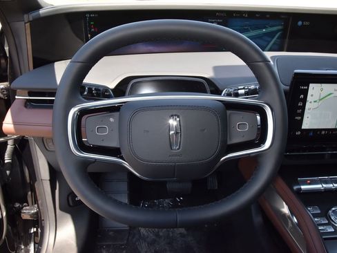 New 2026 Lincoln Nautilus Reserve w/ Jet Appearance Package AWD/4WD image 50