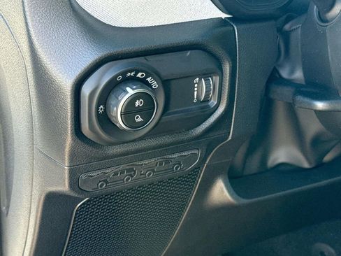New 2026 Jeep Gladiator Sport AWD/4WD image 25