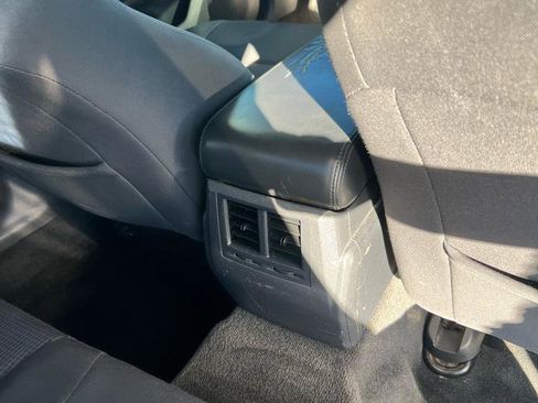 Used 2010 Dodge Charger SXT RWD image 8