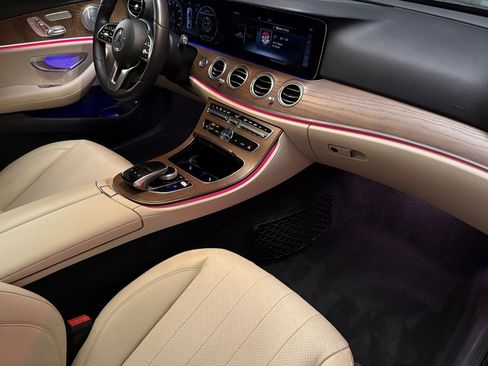 Used 2020 Mercedes-Benz E 350 Sedan image 14