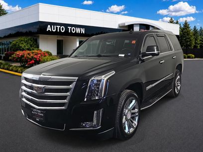 Used 2019 Cadillac Escalade Luxury