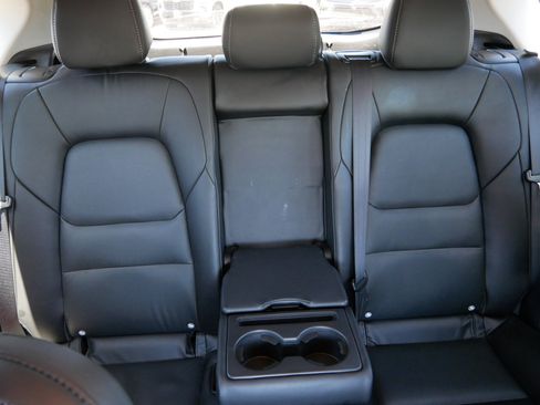 Used 2025 MAZDA CX-5 AWD 2.5 S w/ Select Package image 11