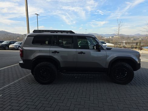 Used 2026 Toyota Land Cruiser image 4