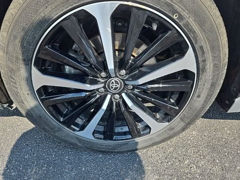 Used 2022 Toyota Highlander XSE image 41