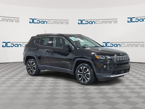 Used 2022 Jeep Compass Limited AWD/4WD image 2