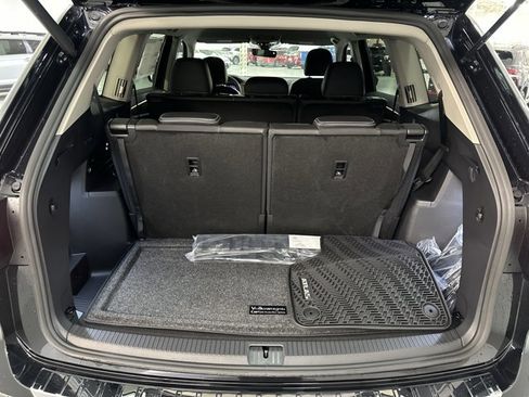 New 2026 Volkswagen Atlas SE image 12