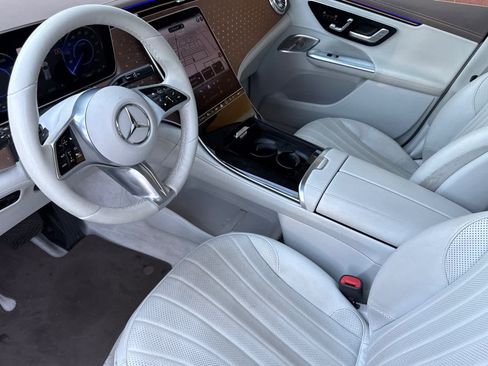 Certified 2023 Mercedes-Benz EQE 350+ SUV image 9