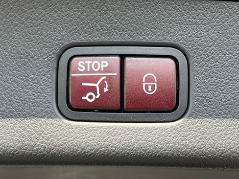 Certified 2025 Mercedes-Benz GLC 350e 4MATIC image 25