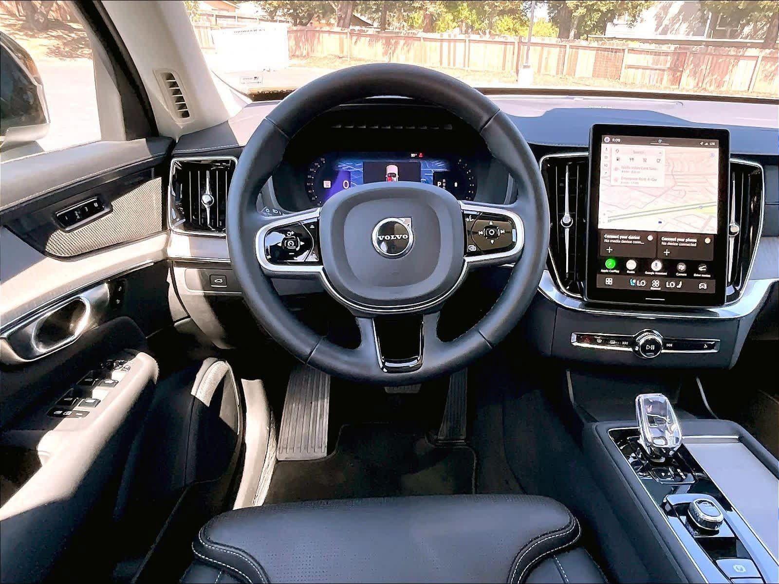 Used 2026 Volvo XC90 B6 Ultra w/ Protection Package AWD/4WD image 8