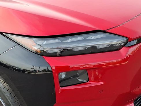 New 2026 Subaru Solterra AWD/4WD image 8
