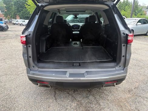 Used 2021 Chevrolet Traverse High Country w/ LPO, Floor Liner Package AWD/4WD image 6