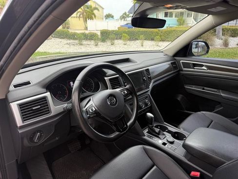 Used 2018 Volkswagen Atlas SE image 11