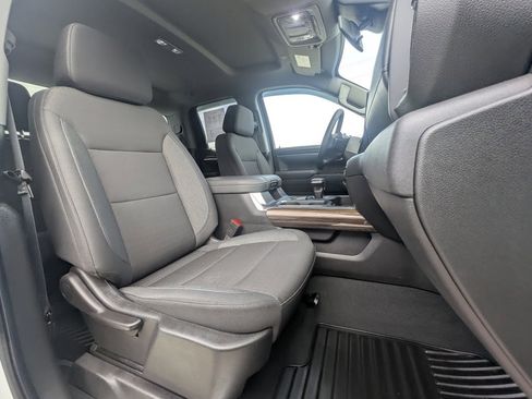 Used 2025 Chevrolet Silverado 1500 LT w/ Z71 Off-Road Package image 26