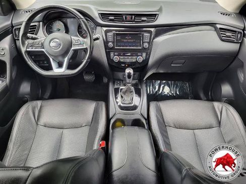 Used 2021 Nissan Rogue Sport SL w/ Premium Package AWD/4WD image 17