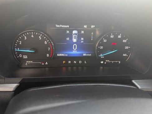 Used 2022 Ford Explorer XLT w/ Equipment Group 202A RWD image 16