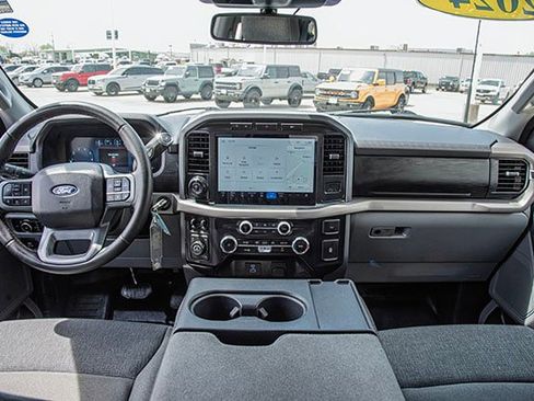 Used 2024 Ford F150 XLT w/ Tow/Haul Package image 5