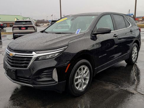 Used 2024 Chevrolet Equinox LT image 1