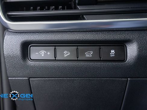 Used 2024 Kia Telluride SX Prestige w/ Towing Package AWD/4WD image 13